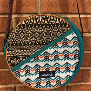Round Multi Print One Shoulder Kavu bag